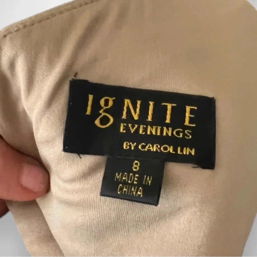 IGNITE EVENINGS BY CAROL LIN Champagne Sleevless Body Con Dress Size 8 | EUC - Picture 7 of 7